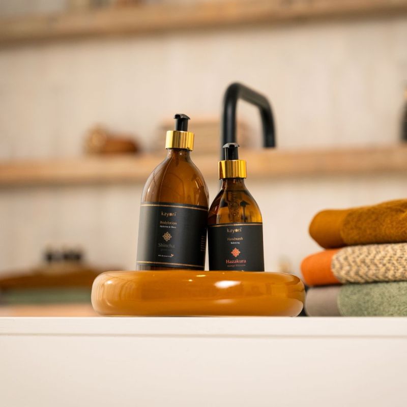 Kayori - Handlotion - 250ml - Glas - Kashimaya